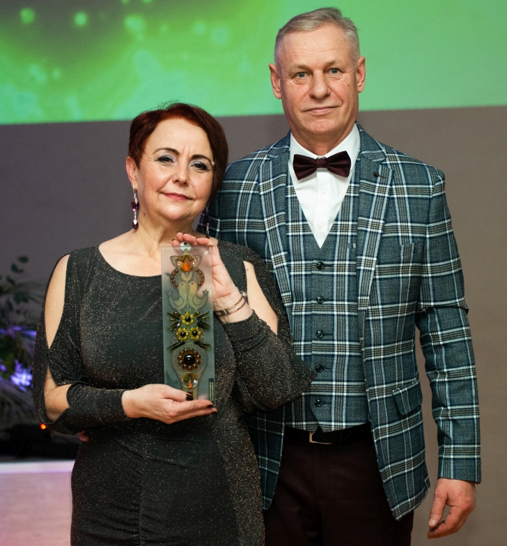 Akciją „Dalinkimės širdžių šiluma“ tautodailininkas Kęstutis Norušis parėmė ir kaip dovanos steigėjas, ir kaip pirkėjas.
