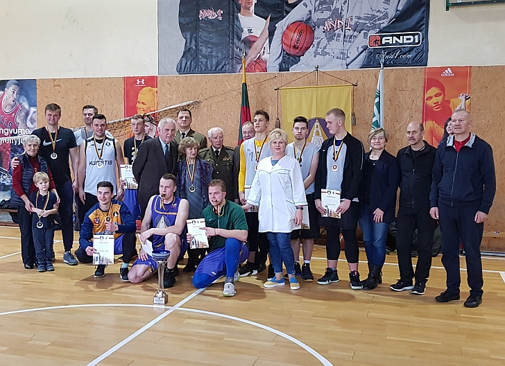 Po turnyro. Nuotrauka atminčiai.