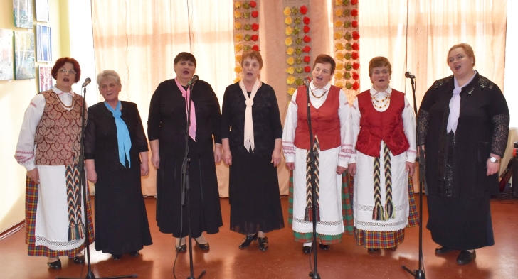 Čiobiškio kultūros diena nuvilnijo „Lyros“ balsais...