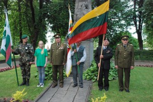 Garbės sargyboje stovėjo dvi Lietuvos šaulių organizacijos narių kartos.