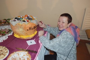 Gal ir ne „pyragiausias“, tačiau tikrai įspūdingiausias Alionių pagrindinės mokyklos vaisinis tortas.