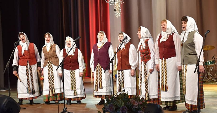 Čiobiškio filialo folkloro ansamblis „Liepelė“
