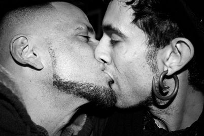 kiss.jpg