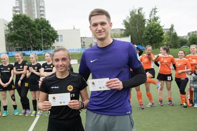 su-samanta-jakovleva.jpg