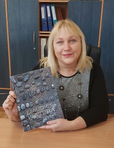 Laima Bikulčienė: „Labai noriu, kad kiekvienas lietuvis, kiekvienas žmogus mūsų krašte gerbtų senuosius papročius, tradicijas, nes tai yra be galo svarbu.“ Laima Bikulčienė: „Labai noriu, kad kiekvienas lietuvis, kiekvienas žmogus mūsų krašte gerbtų senuosius papročius, tradicijas, nes tai yra be galo svarbu.“