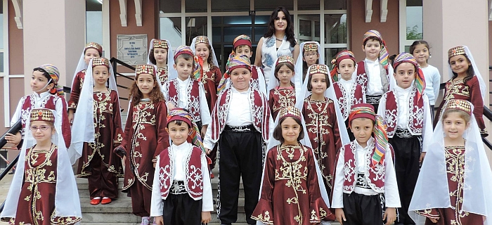 Projekto „Kartu - viskas įmanoma!“ partneriai Turkijos vaikai