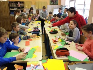 Progimnazijoje greta įprastinių pamokų organizuojama ir kitokia veikla (būreliai, šventės, meno renginiai, projektinės savaitės).