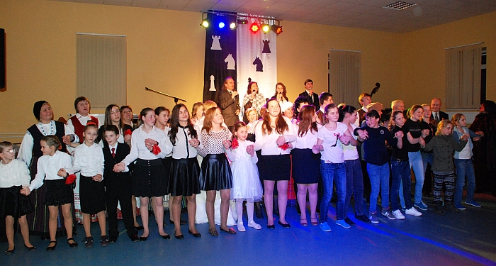 Finalinė daina... Finalinė daina...