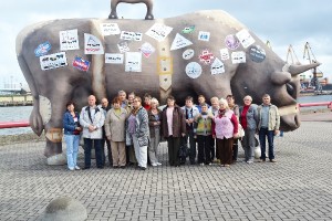karvė „Lagaminas“ - 4 m aukščio