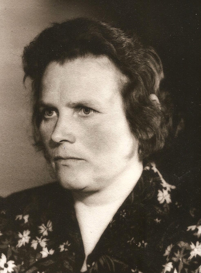 Juodiškių pašto laiškininkė Kostė Germanavičienė.