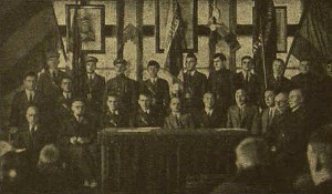 1935 m. gruodis. Širvintų rajono jaunalietuvių prezidiumas minint ministro pirmininko J. Tūbelio jubiliejų ir 1926 m. gruodžio 17-osios perversmo sukaktuves. Nuotr. iš „Jaunoji karta“ (1936, Nr. 2).