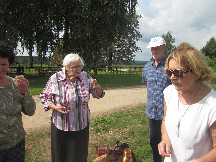 „Žolinės arbatinė“ Juknonių kaime