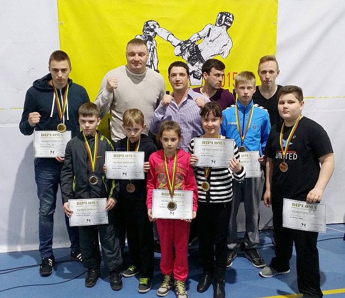 Jaunieji kikboksininkai iš Širvintų tarptautiniame turnyre Vilniuje gimtajam miestui gėdos nepadarė.