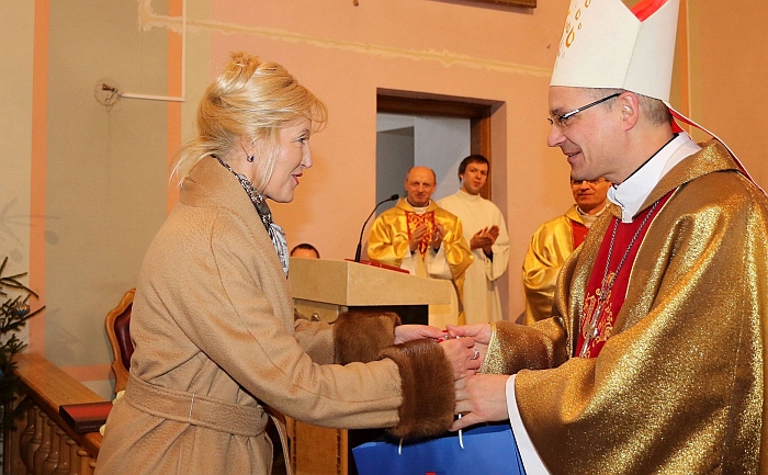 Šv. Mišiose dalyvavo vyskupas Arūnas Poniškaitis, dekano L. Klimo bendrakursis. 