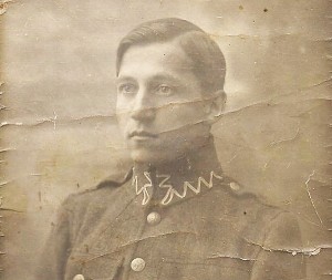Nežinomas lenkų karys, nusifotografavęs Širvintose. 1920 metų vasario 20 dieną. www.dws.org.pl