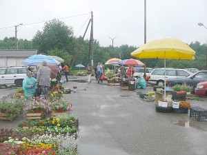 Prekiautojų lietus neišbaidė. Gal kiek mažiau buvo pirkėjų...