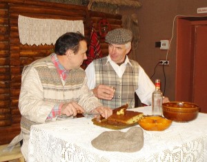 Scena iš spektaklio (dešinėje Gediminas Makauskas).