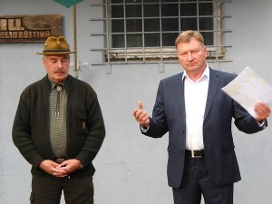 Medžiotojus su sėkminga paroda pasveino Širvintų medžiotojų draugijos pirmininkas Valdas Radionovas ir medžioklės žinovas Vaclovas Četrauskas.