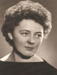 Gražina Strazdaitė-Naraškevičienė - Kiauklių mokyklos mokytoja. 1959 m.