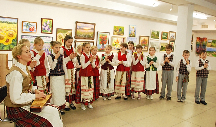 Renginio uždarymą vainikavo Širvintų miesto Kultūros centro vaikų folkloro ansamblis.