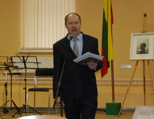 Apie Alfonso Petrulio kunigo tarnystę ir jo gyvenimą išsamiai papasakojo dr. Algimantas Katilius.