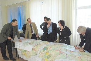 Stalus nuklojusios projekto „paklodės“ įkandamos ne visiems. Kita vertus, norinčiųjų išsiaiškinti projekto svarbą beveik nebuvo.