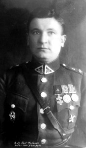 Antanas Pošiūnas 1929 metais. Karininkas buvo ir Ukmergės apskrities karo komendantas. (Iš Aldo Imenicko kolekcijos. Facebook paskyra „Ukmergė senose fotografijose“)