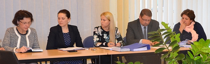 Tarybos narė D. Puzinienė, merės padėjėja J. Greiciūnaitė, Administracijos direktorė I. Baltušytė-Četrauskienė, Tarybos narys D. Valkauskas, merės pavaduotoja I. Vasiliauskienė Tarybos narė D. Puzinienė, merės padėjėja J. Greiciūnaitė, Administracijos direktorė I. Baltušytė-Četrauskienė, Tarybos narys D. Valkauskas, merės pavaduotoja I. Vasiliauskienė
