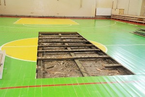 Širvintų Lauryno Stuokos - Gucevičiaus gimnazijos sporto salė.