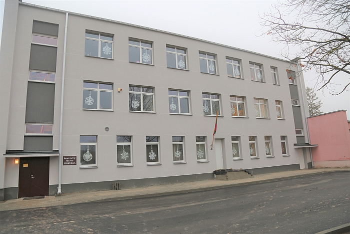 Pėsčiųjų takas palei Meno mokyklą