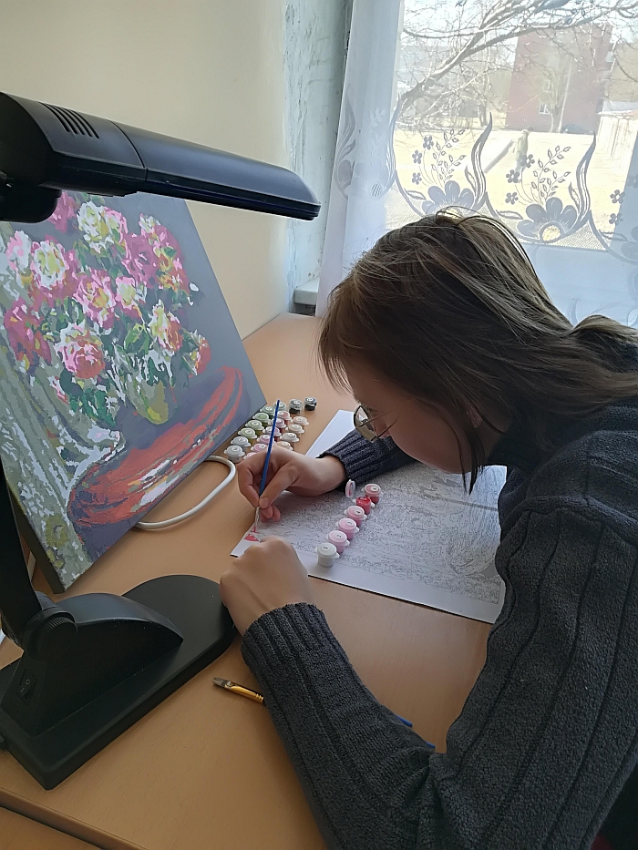 Piešiant reikalingas kruopštumas ir darbštumas.