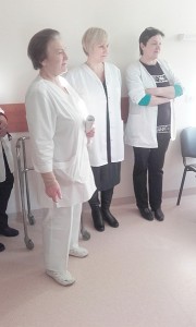 Jubiliatą pagerbė gydytoja G. Šiuškuvienė, sveikatos statistikė A. Baltrukovičienė ir bendrosios praktikos slaugytoja N. Vasiliauskienė.