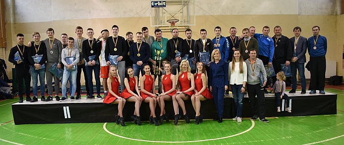 Futbolo varžybų žvaigždės. Futbolo varžybų žvaigždės.